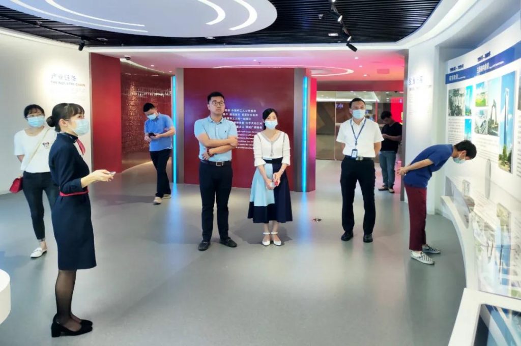 巖星專題 | 廣東工業(yè)設計城領(lǐng)導蒞臨深圳參觀深圳優(yōu)秀企業(yè)博物館插圖(7)